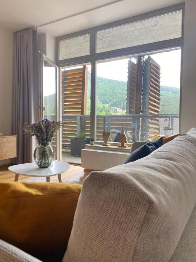 Luxusni Apartman U Sjezdovek S Garazi Гаррахов Екстер'єр фото
